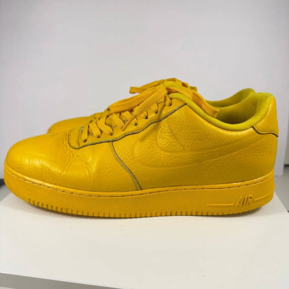 Nike Air Force 1 Low Waterproof Mens Size 13 University Gold 307109-771 Sneaker